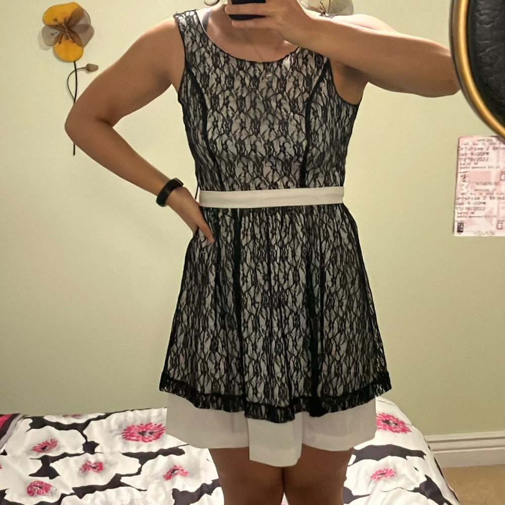 Eric + Lani Black & White Lacey Dress with Bow, Size Small